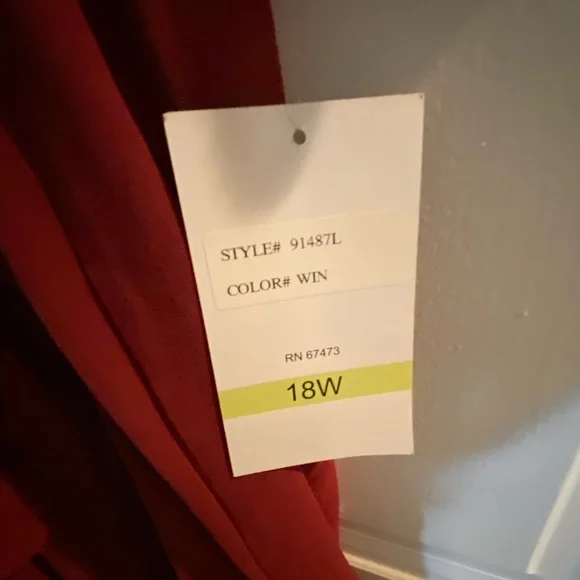 FREE SHOES WHEN YOU BUY THE DRESS! - Picture 2 of 5